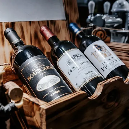 Le Tivoli 3* Vic-en-Bigorre