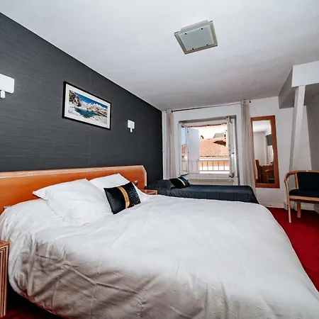 Le Tivoli Hotel