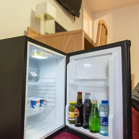 Le Tivoli Hotel Vic-en-Bigorre