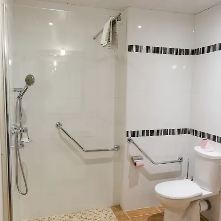 Le Tivoli Hotel Vic-en-Bigorre