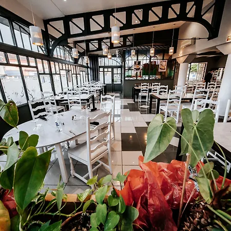 Le Tivoli Vic-en-Bigorre