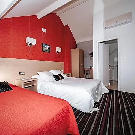 Hotel Le Tivoli 3*